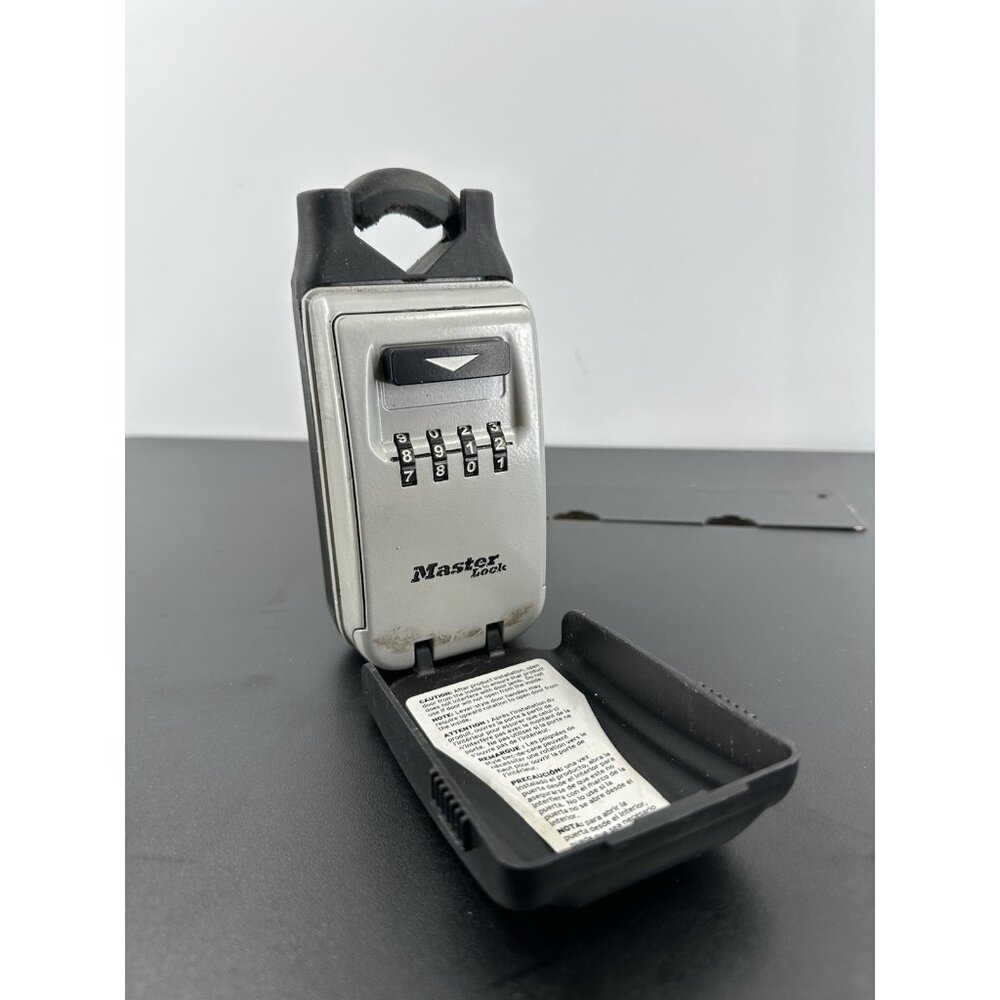 Master Lock 5420D Adjustable Lock Box - Used (B-2)